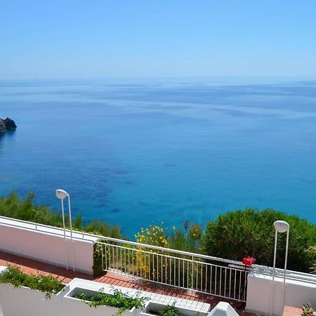 Maridea - Cave Suites Ponza Extérieur photo